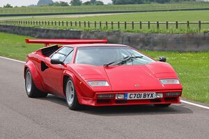 1200px-Lamborghini Countach - Flickr - exfordy (2).jpg
